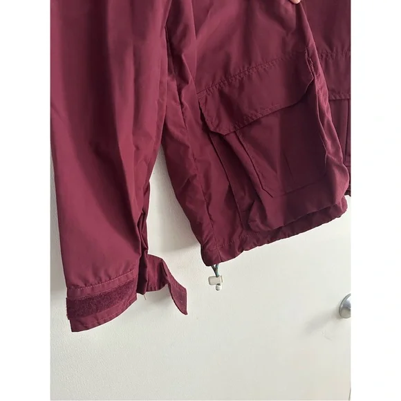 Penfield Men's Maroon Raincoat - Picture 4 of 8